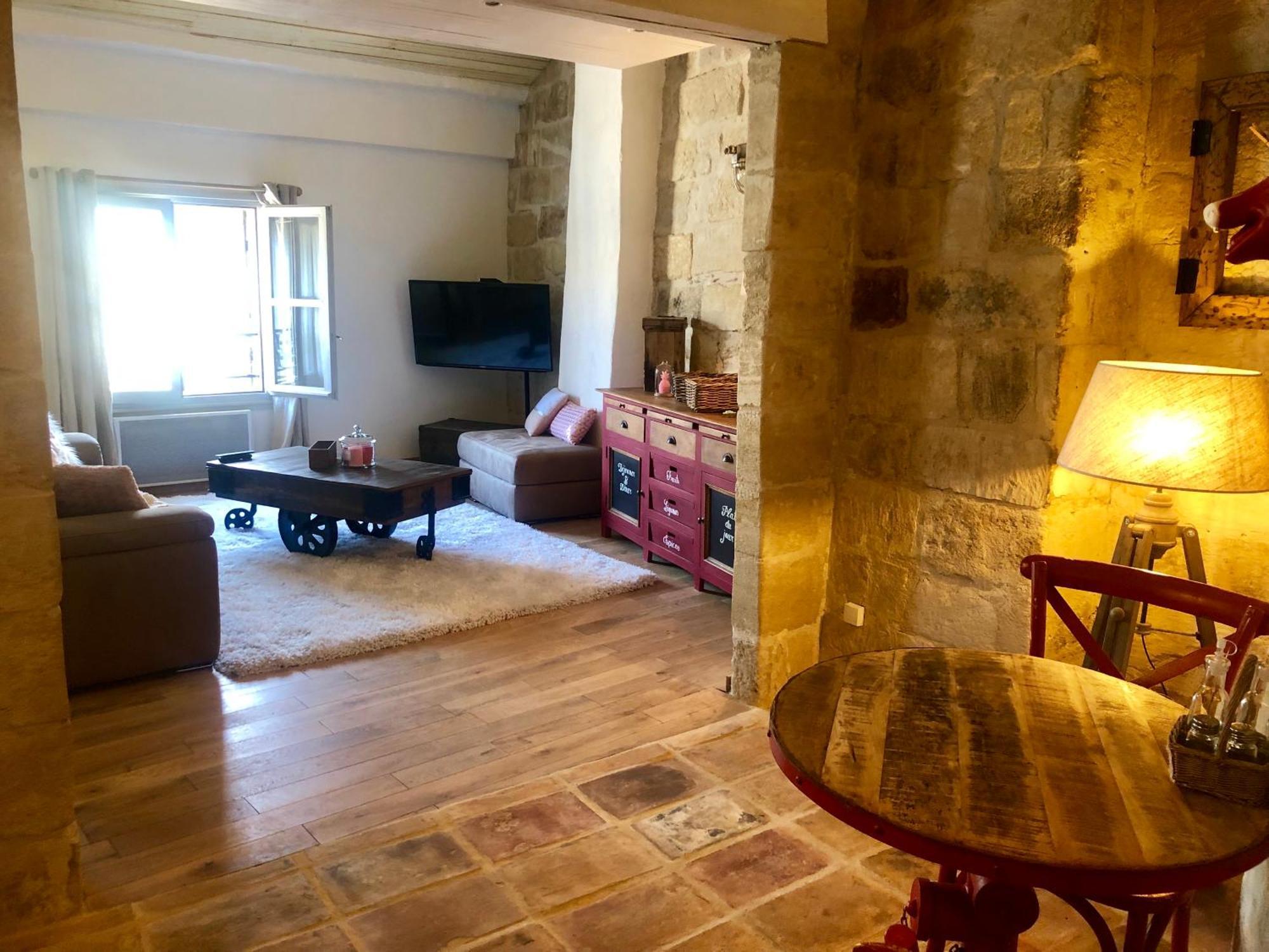 Appartement Duplex Centre Historique Uzès Extérieur photo
